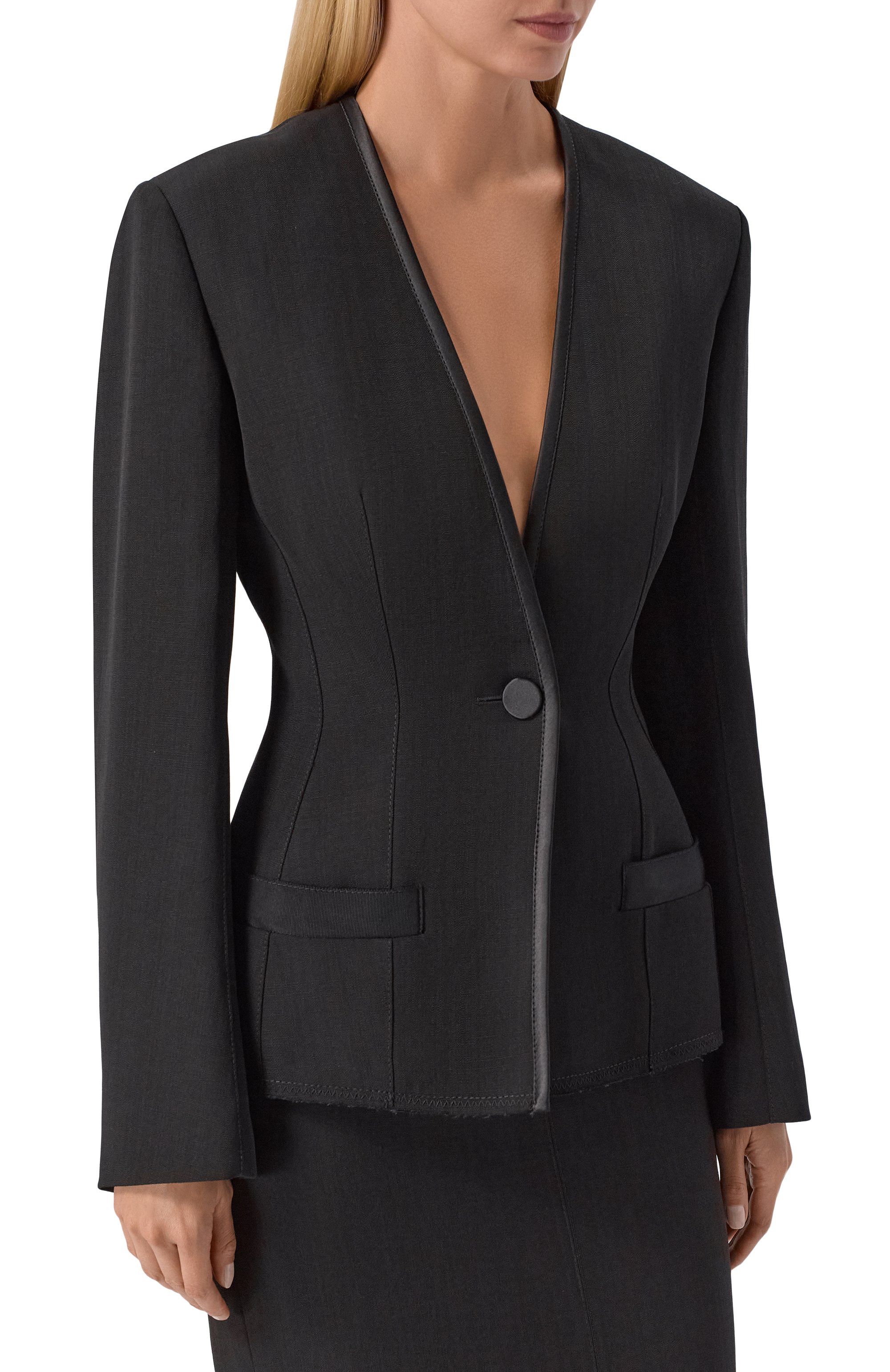 Жакет из вискозы и шелка LANVIN черного цвета по цене 389500 руб., арт. RW-JA0057-6314-E26, фото 3 Жакет из вискозы и шелка LANVIN, арт. RW-JA0057-6314-E26, фото 3