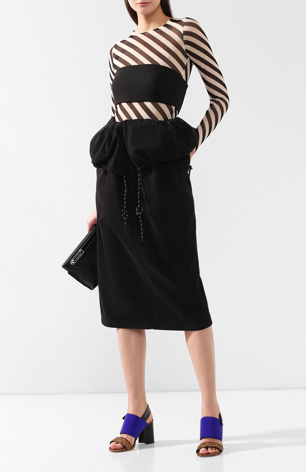Хлопковая юбка DRIES VAN NOTEN черного цвета по цене 41700 руб., арт. 191-30818-7290, фото 2 Хлопковая юбка DRIES VAN NOTEN, арт. 191-30818-7290, фото 2