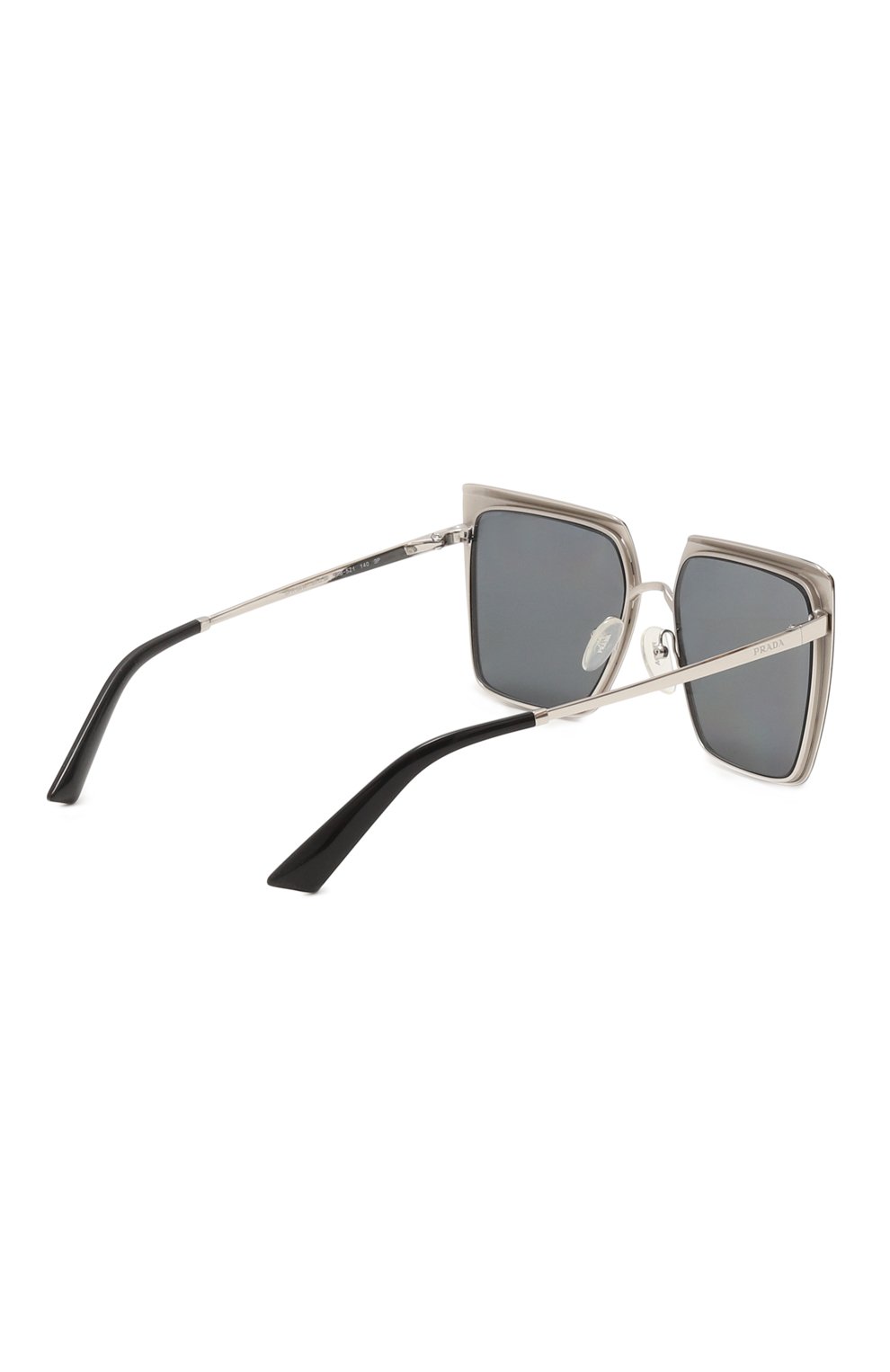 Солнцезащитные очки PRADA черного цвета по цене 45000 руб., арт. SPR58W-F1AB-F05Z1-057, фото 4 Солнцезащитные очки PRADA, арт. SPR58W-F1AB-F05Z1-057, фото 4