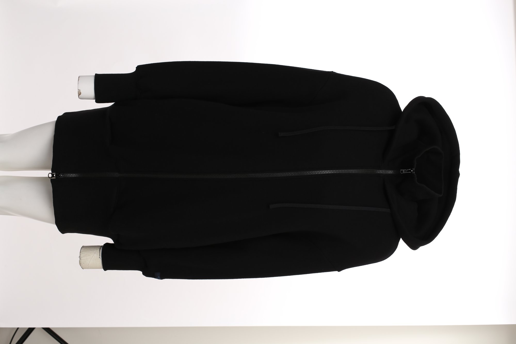 Хлопковая толстовка YOHJI YAMAMOTO черного цвета по цене 69950 руб., арт. FB-T53-004, фото 6 Хлопковая толстовка YOHJI YAMAMOTO, арт. FB-T53-004, фото 6