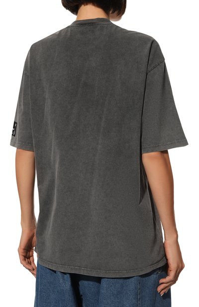 Хлопковая футболка DIEGO VENTURINO темно-серого цвета по цене 16400 руб., арт. FW22-DV TS0 PATCH_WMN, фото 4 Хлопковая футболка DIEGO VENTURINO, арт. FW22-DV TS0 PATCH_WMN, фото 4