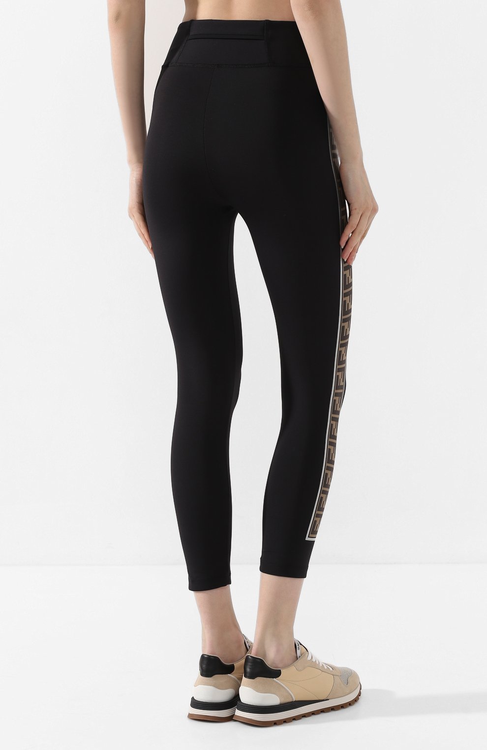 Легинсы FENDI черного цвета по цене 34900 руб., арт. FAB060 AB4A, фото 4 Легинсы FENDI, арт. FAB060 AB4A, фото 4