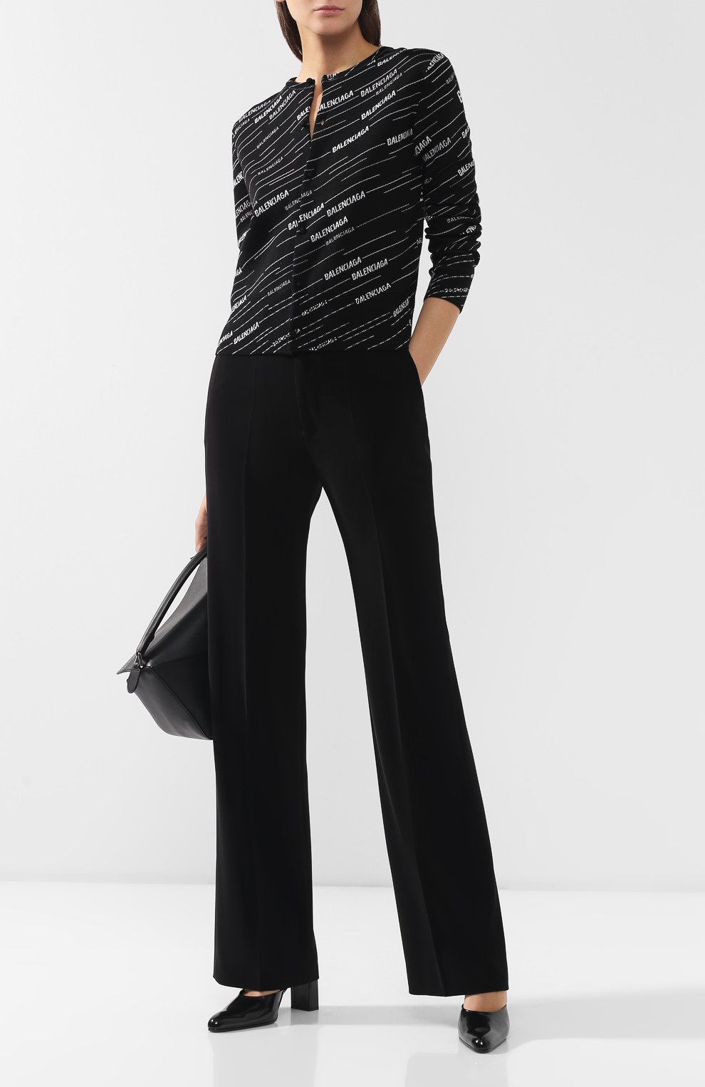 Шерстяной кардиган BALENCIAGA черно-белого цвета по цене 69250 руб., арт. 555294/T1524, фото 2 Шерстяной кардиган BALENCIAGA, арт. 555294/T1524, фото 2