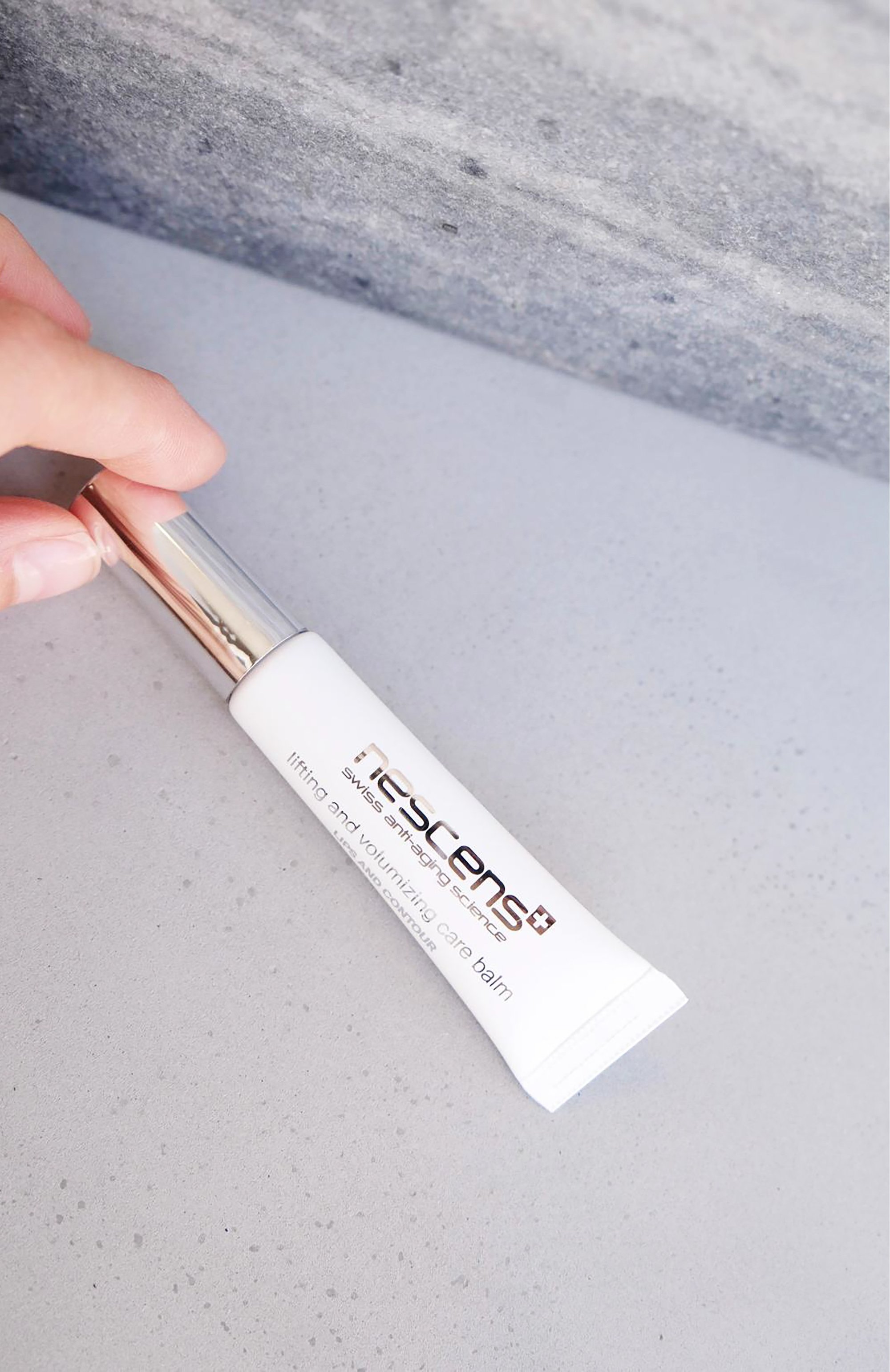 Бальзам с эффектом лифтинга и объема для губ (8ml) NESCENS, арт. 7640147191266, фото 2