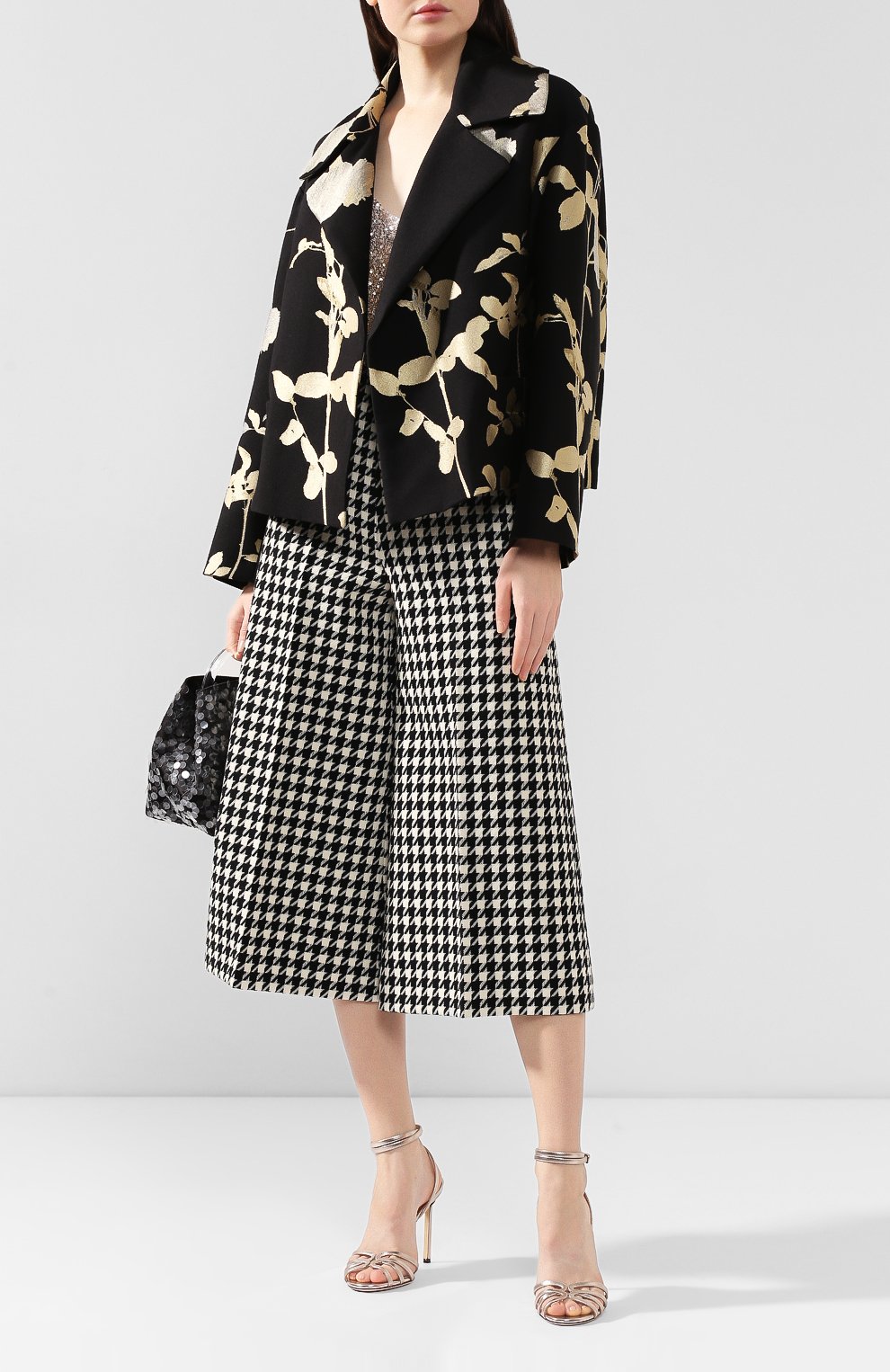 Жакет из смеси шерсти и вискозы DRIES VAN NOTEN черного цвета по цене 89950 руб., арт. 192-10530-8361, фото 2 Жакет из смеси шерсти и вискозы DRIES VAN NOTEN, арт. 192-10530-8361, фото 2