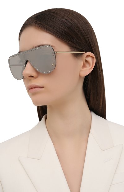 Солнцезащитные очки VERSACE серого цвета по цене 24500 руб., арт. 2230B-12526G, фото 2 Солнцезащитные очки VERSACE, арт. 2230B-12526G, фото 2