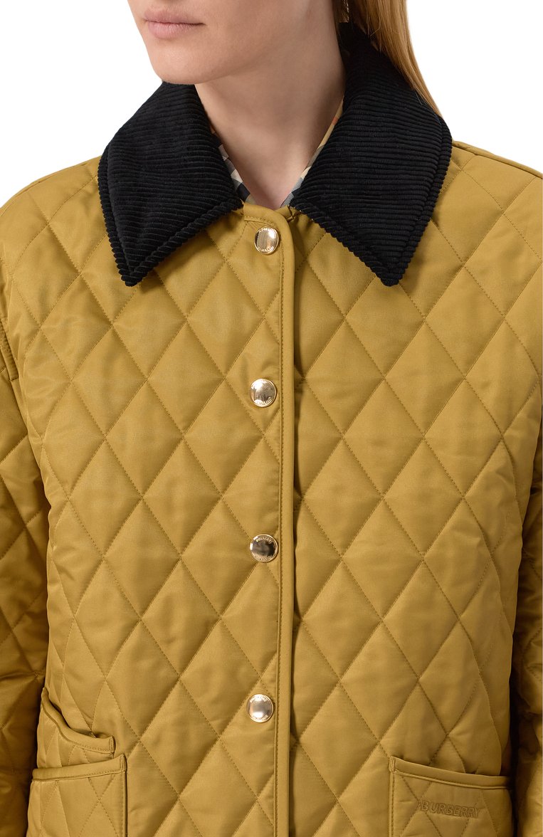 Женская куртка BURBERRY бежевого цвета, арт. 8108989 | Фото 6 (Материал внешний: Синтетический материал; Материал подклада: Хлопок; Рукава: Длинные; Длина (верхняя одежда): Короткие; Кросс-КТ: Куртка, Легкие; Стили: Кэжуэл)