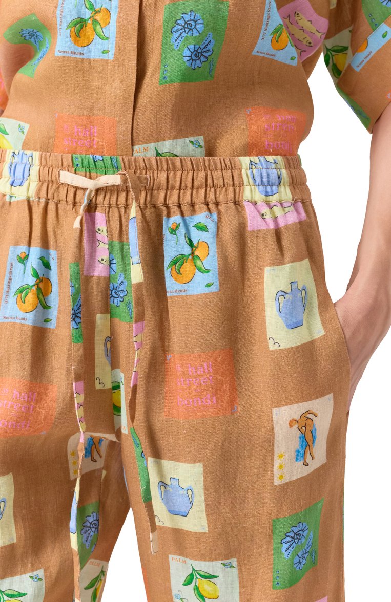 Женский льняные брюки PALM NOOSA светло-коричневого цвета, арт. HALLIE PANTS | Фото 5 (Драгоценные камни: Проставлено; Материал сплава: Проставлено; Длина (брюки, джинсы): Стандартные; Материал внешний: Лен; Стили: Кэжуэл; Кросс-КТ: Пляж)