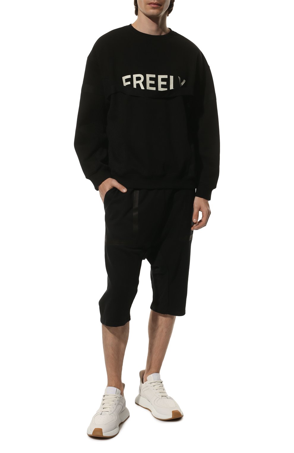 Хлопковый свитшот TEE LIBRARY черного цвета по цене 18100 руб., арт. TBF-0S-27, фото 2 Хлопковый свитшот TEE LIBRARY, арт. TBF-0S-27, фото 2