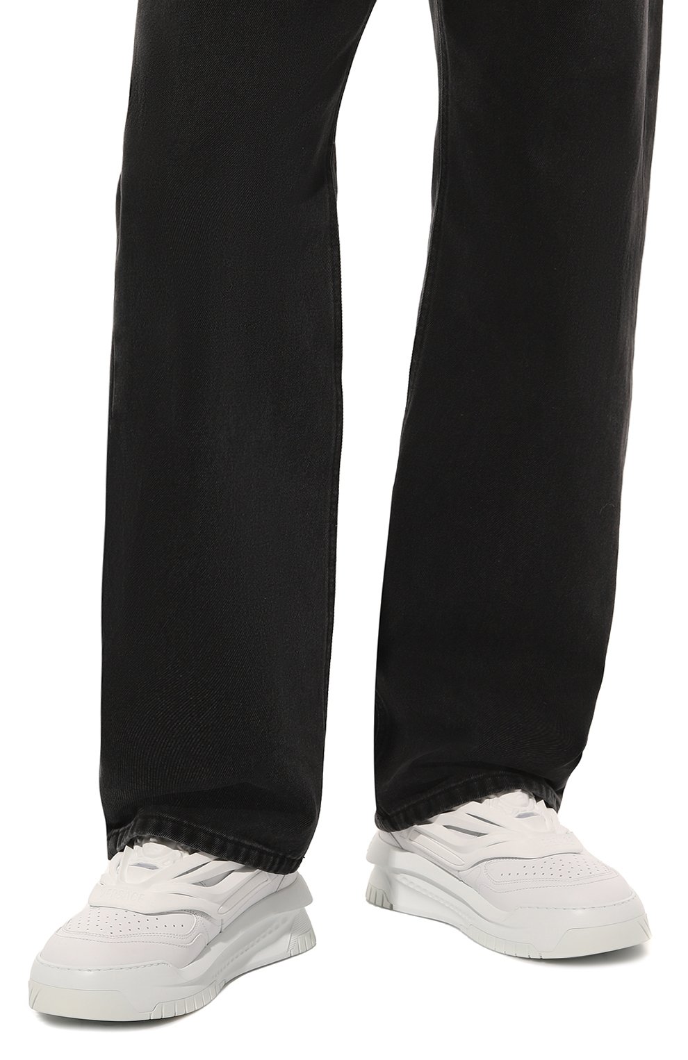 Кожаные кроссовки odissea VERSACE белого цвета по цене 74100 руб., арт. 1004524/1A03180, фото 3 Кожаные кроссовки odissea VERSACE, арт. 1004524/1A03180, фото 3