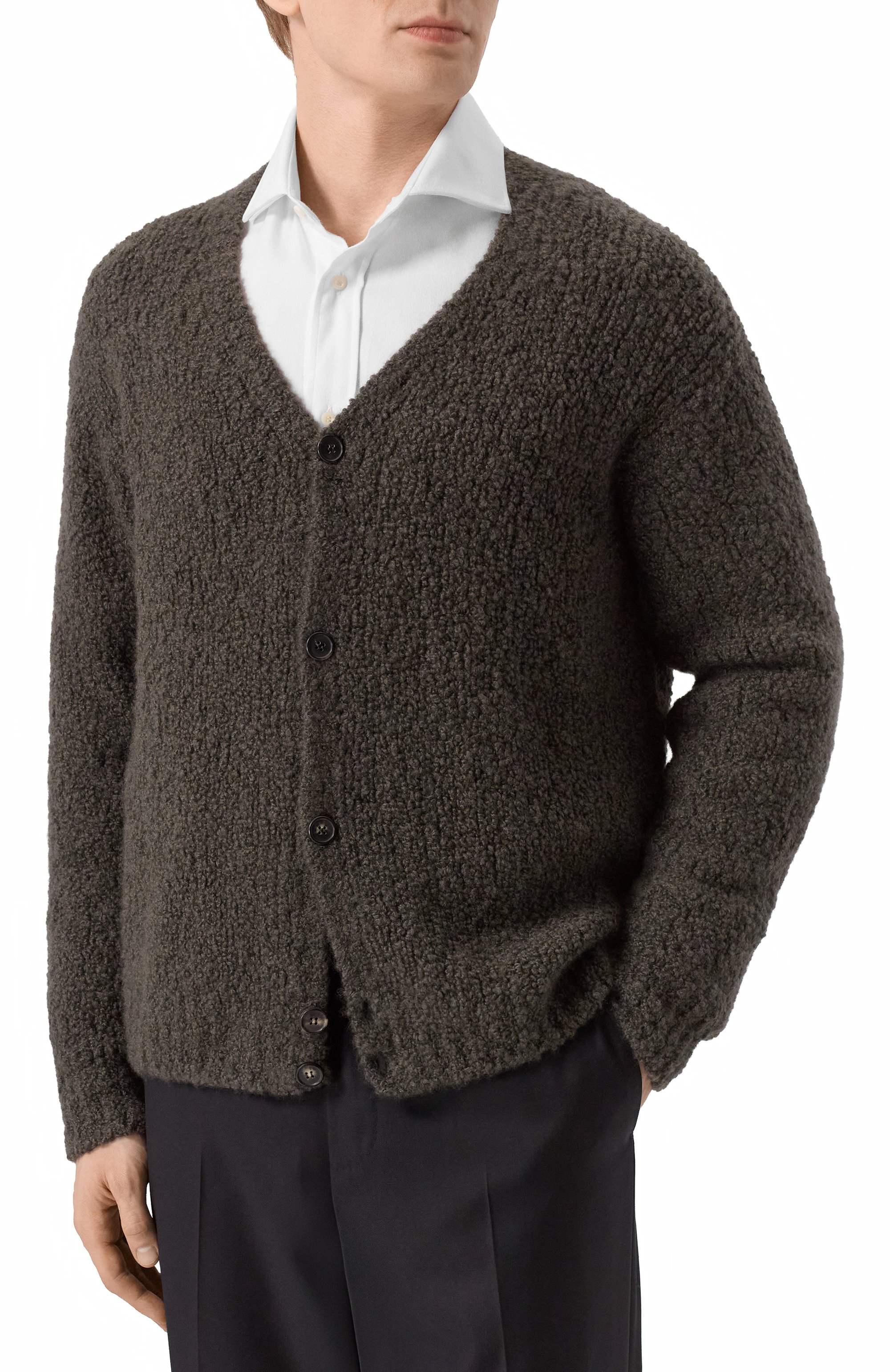 Кардиган из кашемира и шелка MVST хаки цвета по цене 241000 руб., арт. M25.1MM.K006, фото 3 Кардиган из кашемира и шелка MVST, арт. M25.1MM.K006, фото 3