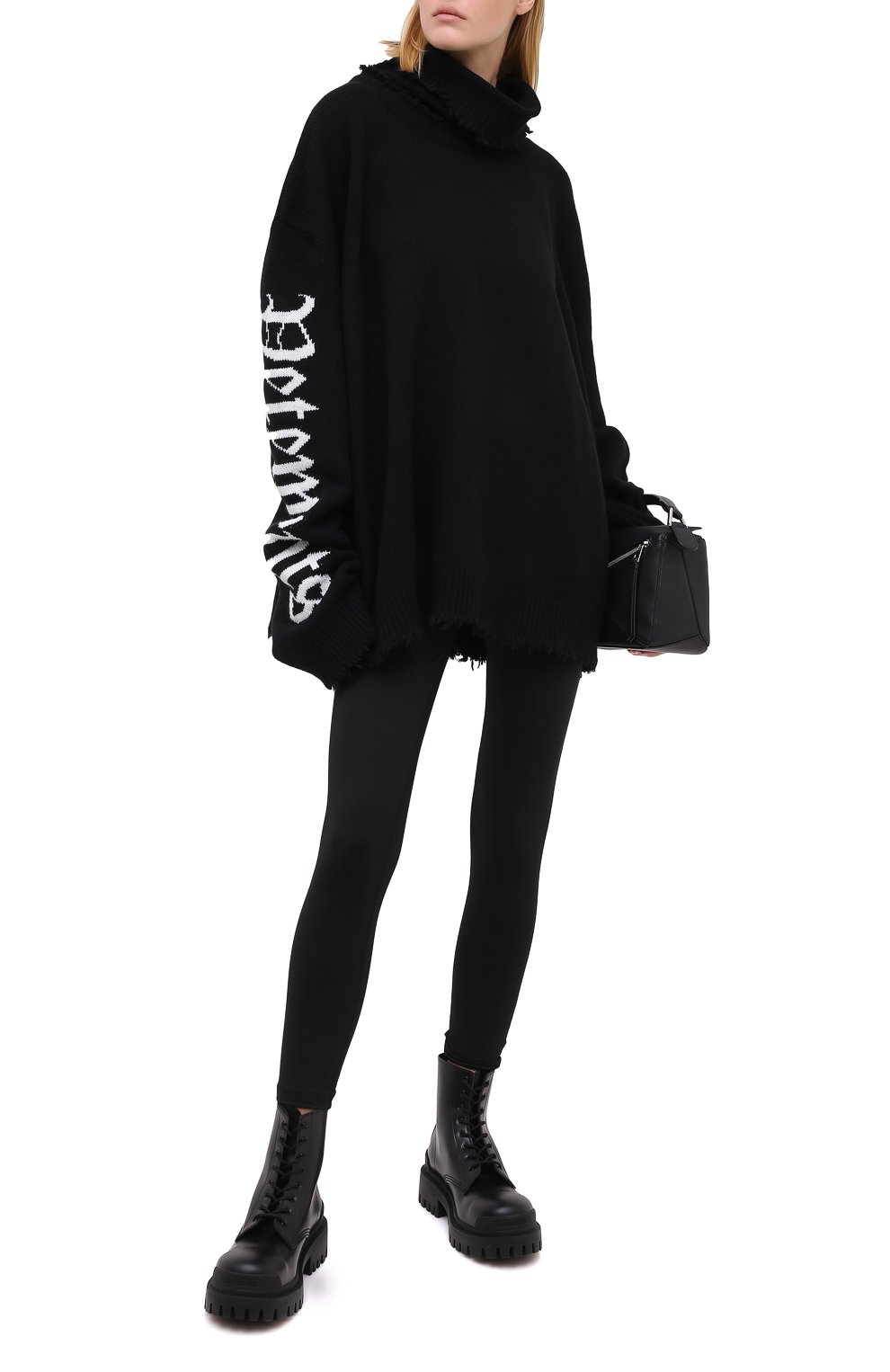 Легинсы VETEMENTS черного цвета по цене 42550 руб., арт. WAH21TR290 1332/BLACK, фото 2 Легинсы VETEMENTS, арт. WAH21TR290 1332/BLACK, фото 2
