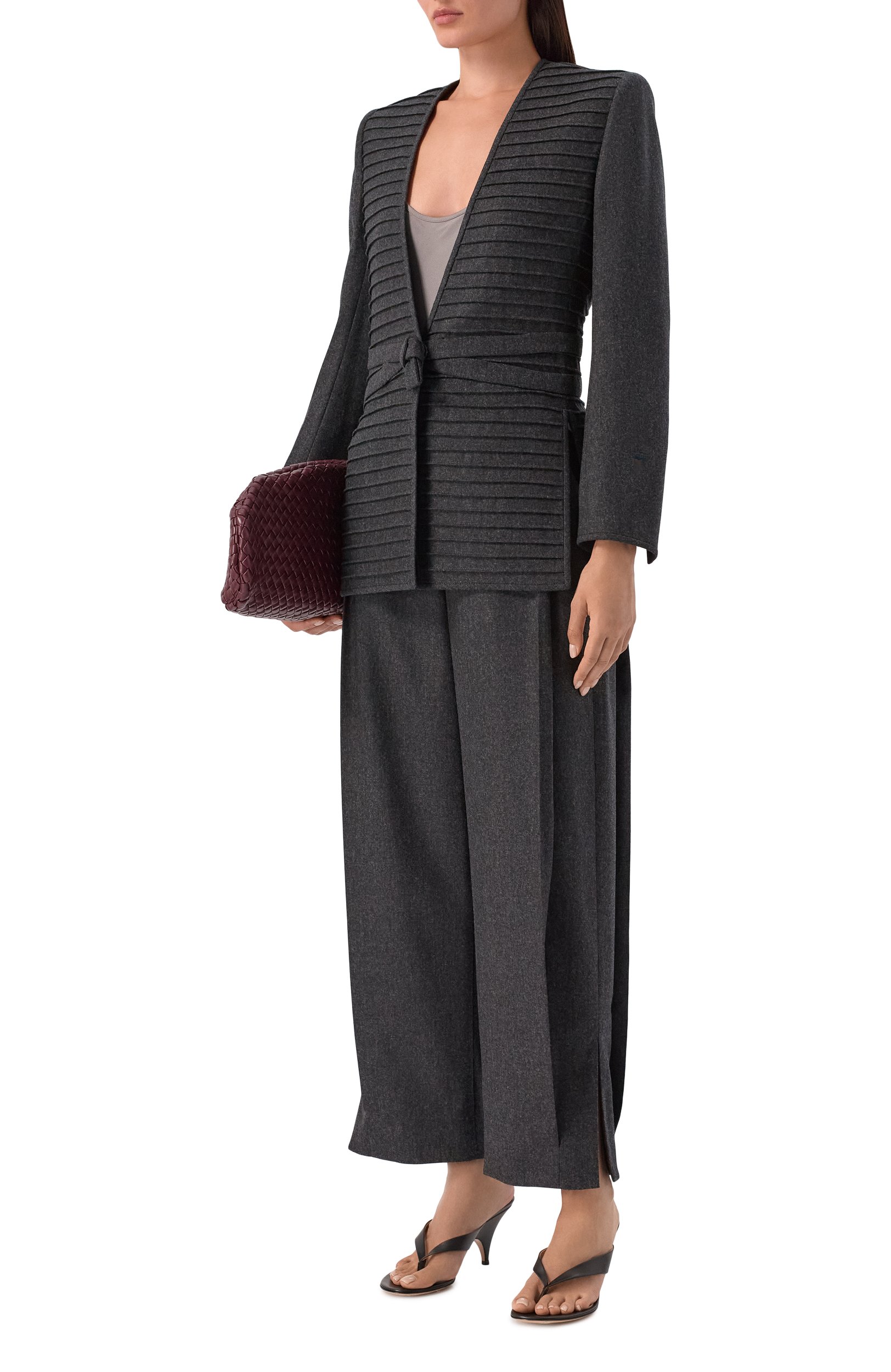Брюки из шерсти и кашемира GIORGIO ARMANI серого цвета по цене 215000 руб., арт. GW003533/TE10537, фото 2 Брюки из шерсти и кашемира GIORGIO ARMANI, арт. GW003533/TE10537, фото 2