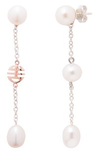 Серьги MIMI бесцветного цвета по цене 35200 руб., арт. O23VNAF1, фото 1 Серьги MIMI, арт. O23VNAF1, фото 1