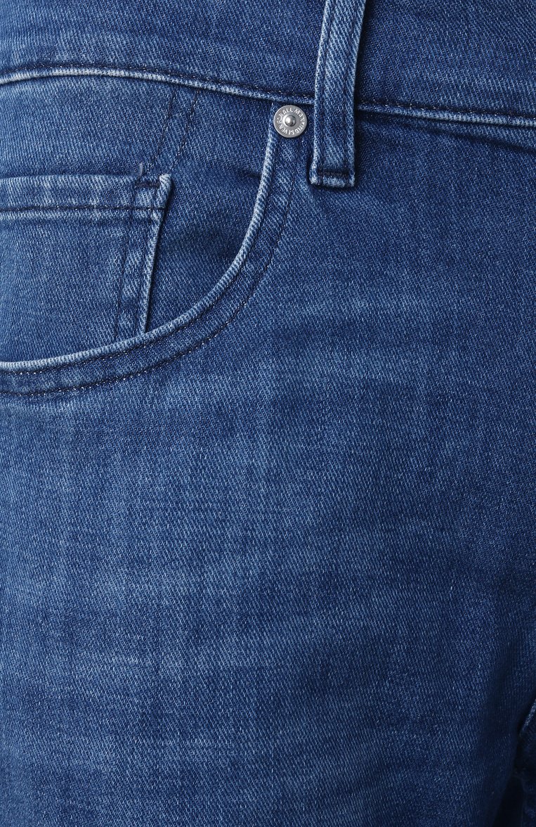 Мужские джинсы brett 7 FOR ALL MANKIND синего цвета, арт. 7T122R51 | Фото 6 (Длина (брюки, джинсы): Стандартные; Материал внешний: Хлопок, Деним; Кросс-КТ: Деним; Детали: Делаве; Силуэт М (брюки): Прямые; Стили: Повседневный; Автоматизация ТО: Проставлено; Автоматизация состава: Проставлено)