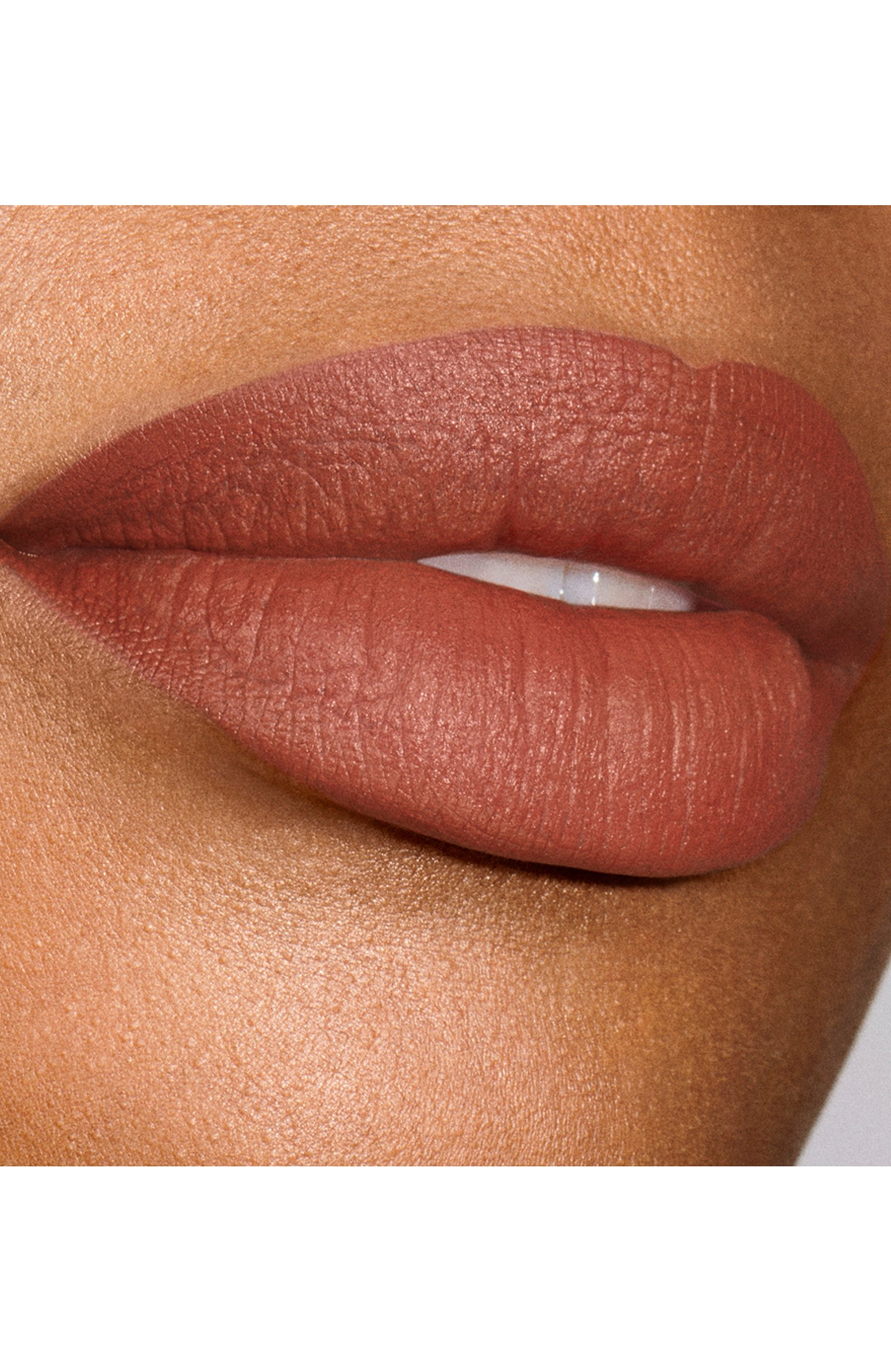 Матовая губная помада pure color explicit silk matte lipstick, оттенок 301 smokescreen (0,7ml) ESTÉE LAUDER цвета по цене 4800 руб., арт. G7Y9-05, фото 3 Матовая губная помада pure color explicit silk matte lipstick, оттенок 301 smokescreen (0,7ml) ESTÉE LAUDER, арт. G7Y9-05, фото 3