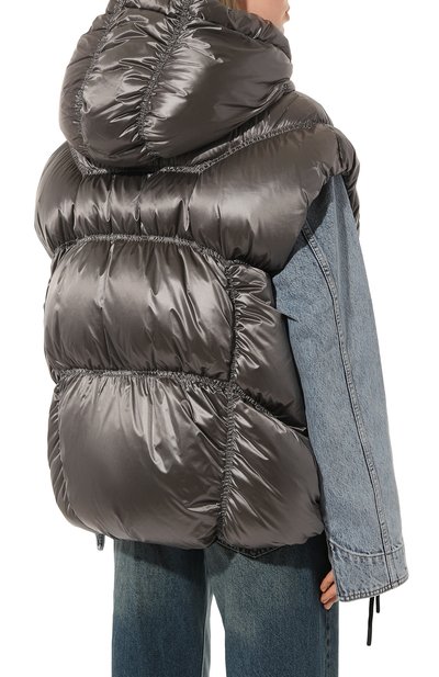 Пуховый жилет KHRISJOY темно-серого цвета по цене 144500 руб., арт. AFPW003/STR, фото 4 Пуховый жилет KHRISJOY, арт. AFPW003/STR, фото 4