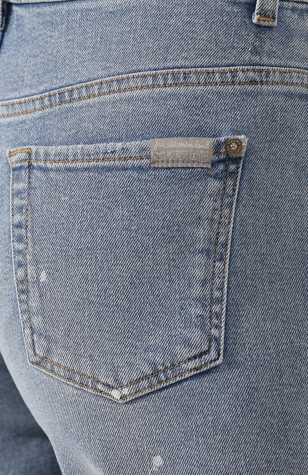 Джинсы с потертостями 7 FOR ALL MANKIND голубого цвета по цене 17950 руб., арт. JSA7R830PH, фото 5 Джинсы с потертостями 7 FOR ALL MANKIND, арт. JSA7R830PH, фото 5