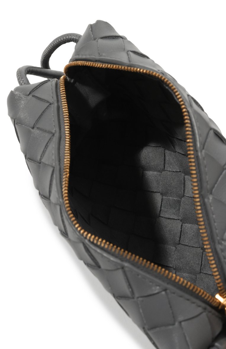 Женская сумка loop mini BOTTEGA VENETA серого цвета, арт. 680254/V1G11 | Фото 5 (Материал: Натуральная кожа; Размер: mini; Ремень/цепочка: На ремешке)