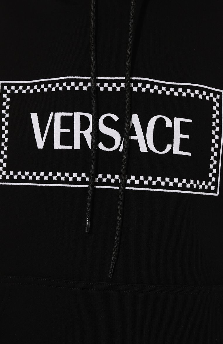 Женский хлопковое худи VERSACE черного цвета, арт. 1011922/1A08672 | Фото 5 (Материал внешний: Хлопок; Длина (для топов): Стандартные; Рукава: Длинные; Стили: Спорт-шик; Женское Кросс-КТ: Худи-одежда; Автоматизация ТО: Проставлено; Автоматизация состава: Проставлено)