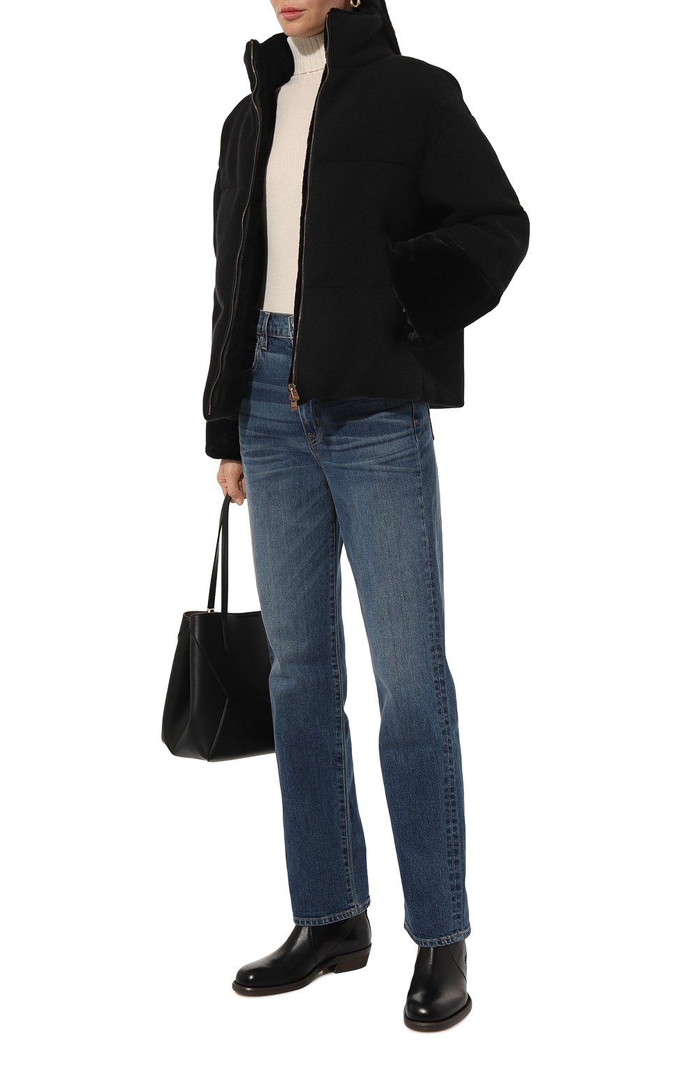 Кашемировый пуховик с меховой отделкой AGNONA черного цвета по цене 652000 руб., арт. TH0823E/M7003E, фото 2 Кашемировый пуховик с меховой отделкой AGNONA, арт. TH0823E/M7003E, фото 2