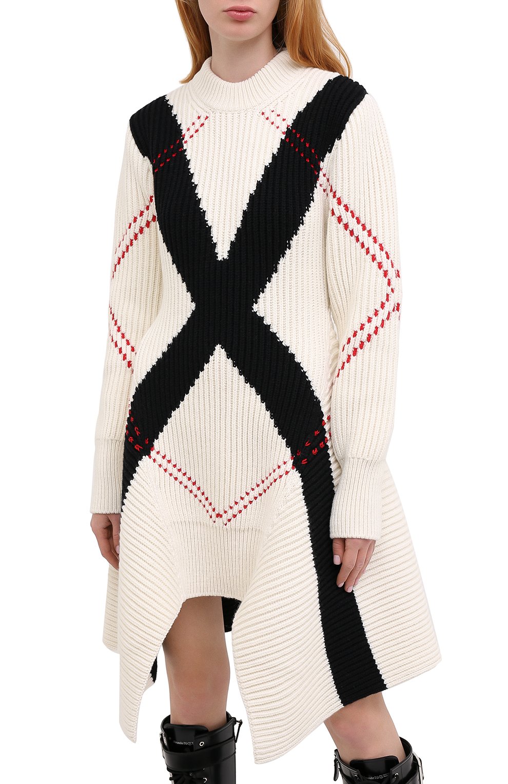 Шерстяное платье ALEXANDER MCQUEEN черно-белого цвета по цене 179500 руб., арт. 641866/Q1ARG, фото 3 Шерстяное платье ALEXANDER MCQUEEN, арт. 641866/Q1ARG, фото 3