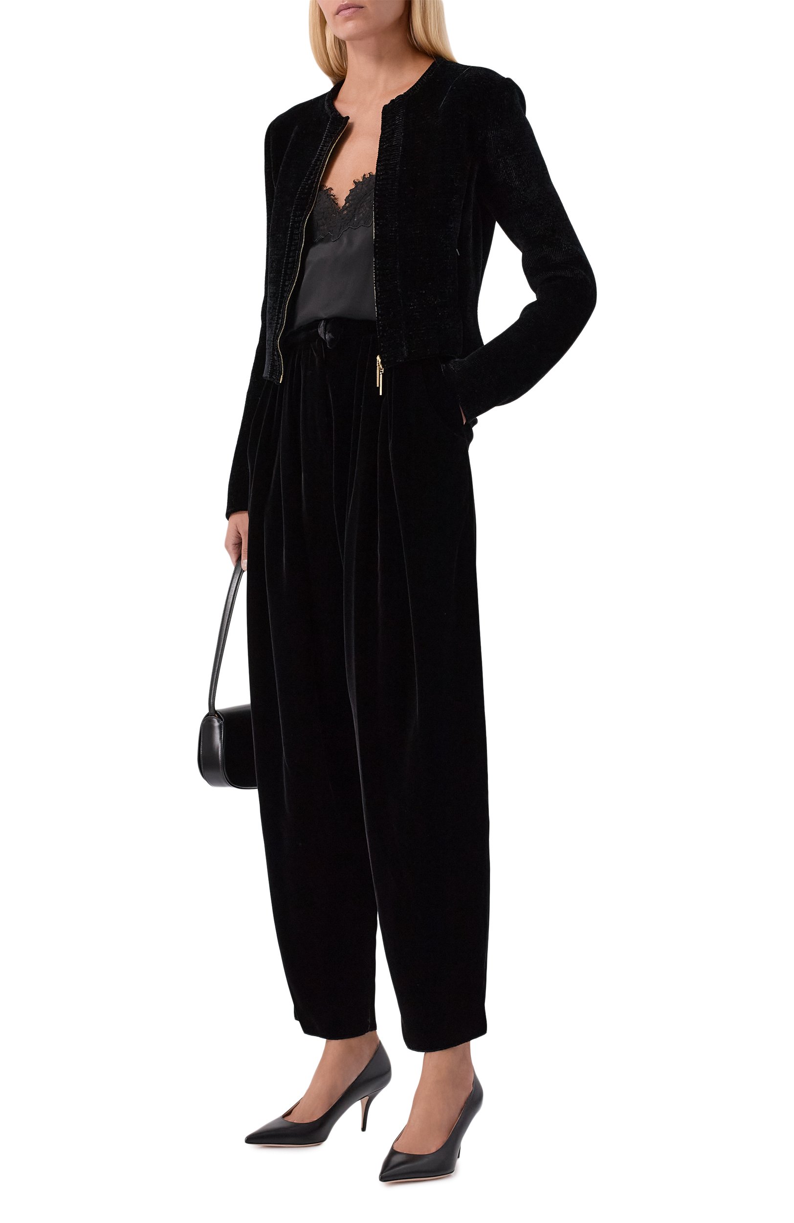 Брюки из вискозы и шелка GIORGIO ARMANI черного цвета по цене 358000 руб., арт. GW003470/TE10831, фото 2 Брюки из вискозы и шелка GIORGIO ARMANI, арт. GW003470/TE10831, фото 2