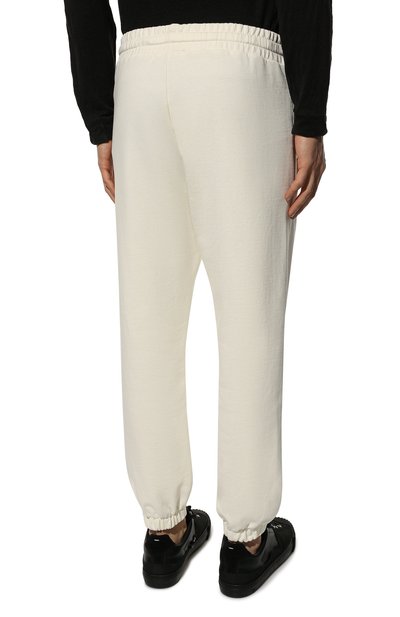 Хлопковые джоггеры HINNOMINATE кремового цвета по цене 12700 руб., арт. HUS2/HNM37SP, фото 4 Хлопковые джоггеры HINNOMINATE, арт. HUS2/HNM37SP, фото 4