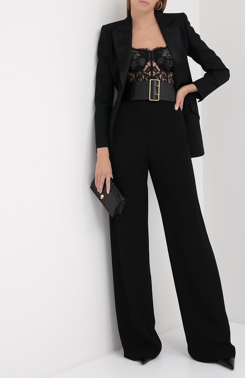 Топ ALEXANDER MCQUEEN черного цвета по цене 138000 руб., арт. 586959/QEAAH, фото 2 Топ ALEXANDER MCQUEEN, арт. 586959/QEAAH, фото 2