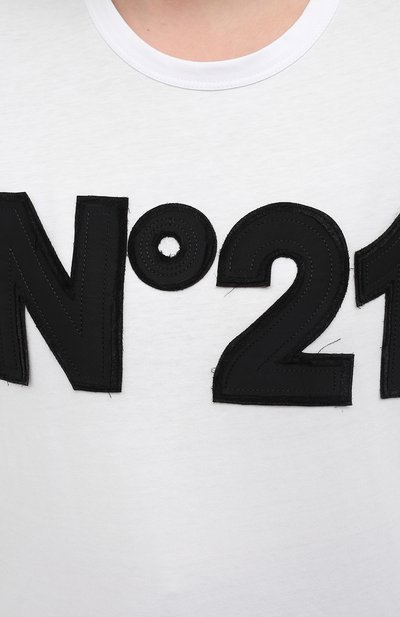 Хлопковая футболка N21 белого цвета по цене 29250 руб., арт. 21E N2M0/F061/6314, фото 5 Хлопковая футболка N21, арт. 21E N2M0/F061/6314, фото 5