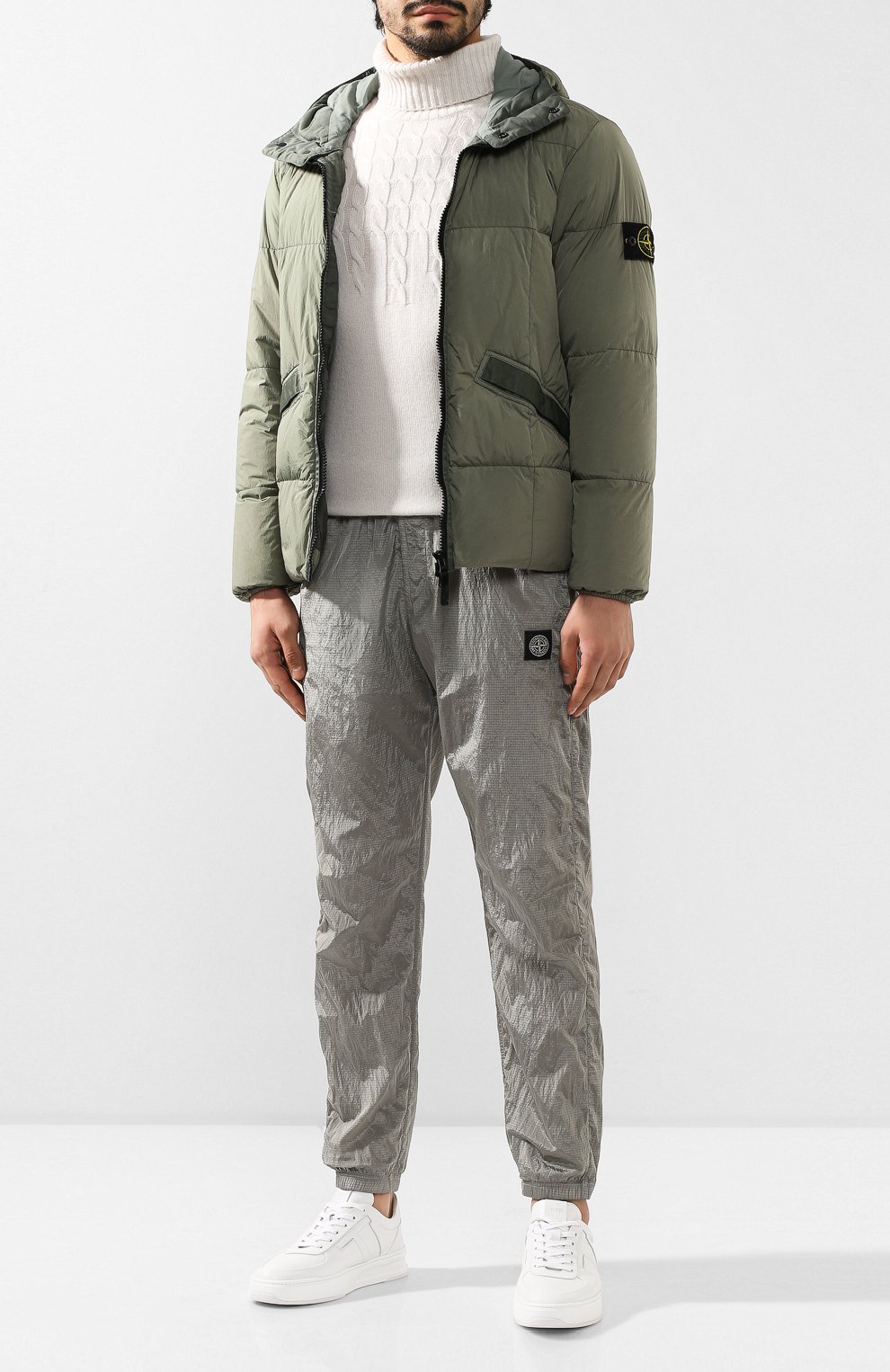 Джоггеры STONE ISLAND серого цвета по цене 47100 руб., арт. 711563136, фото 2 Джоггеры STONE ISLAND, арт. 711563136, фото 2