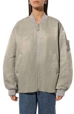 Женский утепленный бомбер LOW CLASSIC хаки цвета, арт. L0W24SM_JP010_LK | Фото 3 (Рукава: Длинные; Материал внешний: Синтетический материал; Длина (верхняя одежда): До середины бедра; Стили: Кэжуэл; Кросс-КТ: Куртка, Утепленные)
