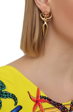 Женские серьги feminities CHLOÉ золотого цвета, арт. CHC19UFE92CB7 | Фото 2 (Материал: Металл; Региональные ограничения белый список (Axapta Mercury): Не проставлено; Нос: Не проставлено)