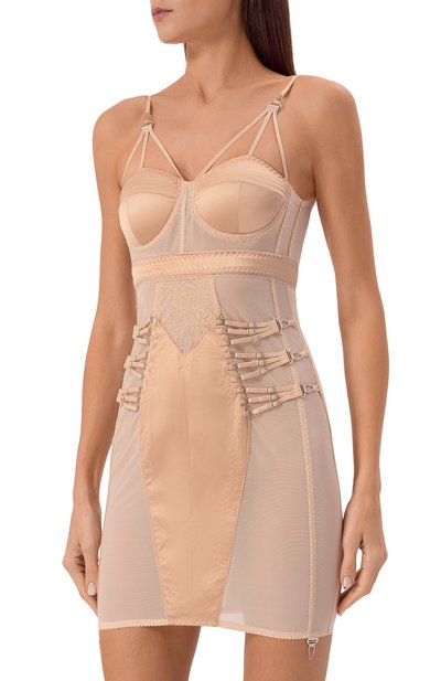 Платье DANIIL ANTSIFEROV бежевого цвета по цене 70000 руб., арт. DA_1503, фото 3 Платье DANIIL ANTSIFEROV, арт. DA_1503, фото 3