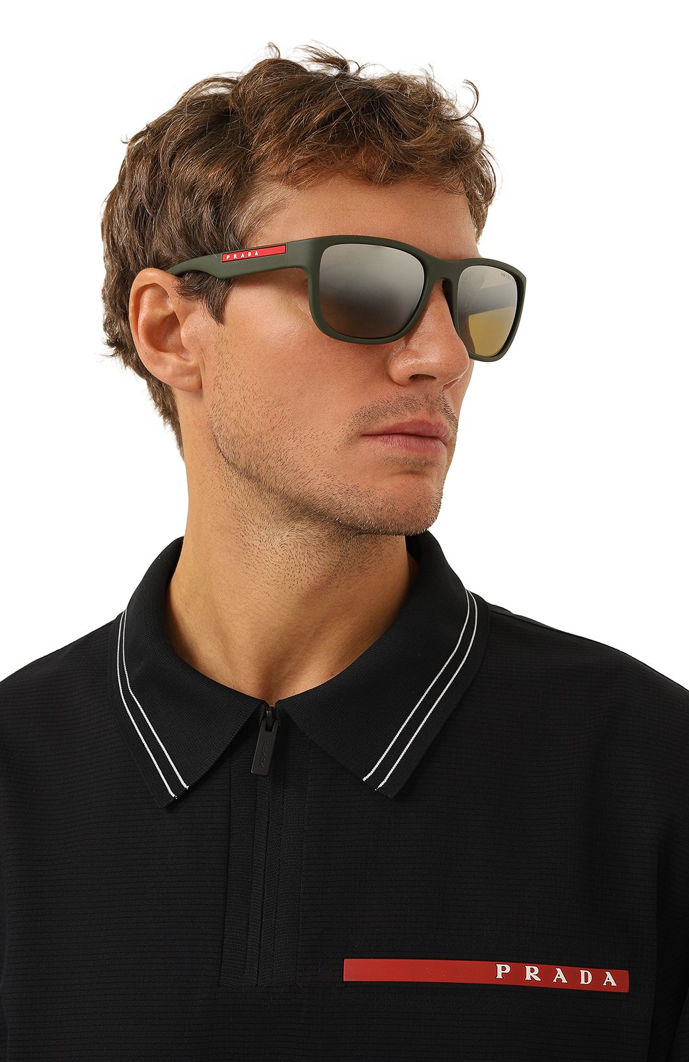 Солнцезащитные очки PRADA черного цвета по цене 31000 руб., арт. SPS01U-F578-FE741-059, фото 2 Солнцезащитные очки PRADA, арт. SPS01U-F578-FE741-059, фото 2