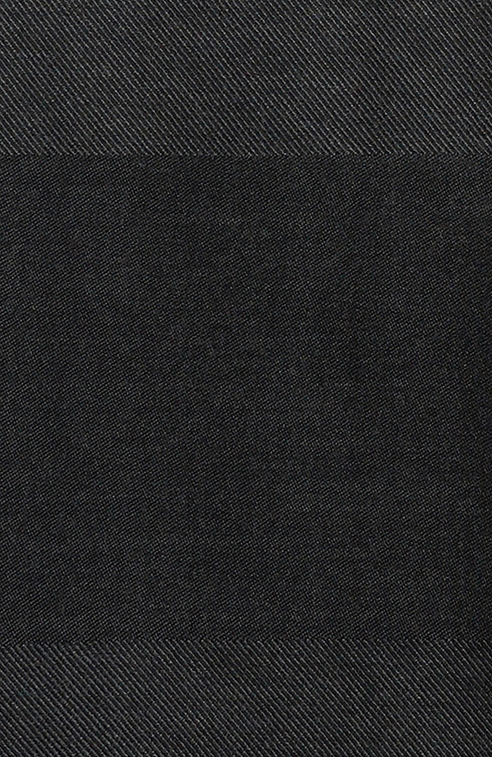 Шарф из кашемира и шелка ANDREA CAMPAGNA темно-серого цвета по цене 52800 руб., арт. SX5581/CM.160, фото 3 Шарф из кашемира и шелка ANDREA CAMPAGNA, арт. SX5581/CM.160, фото 3
