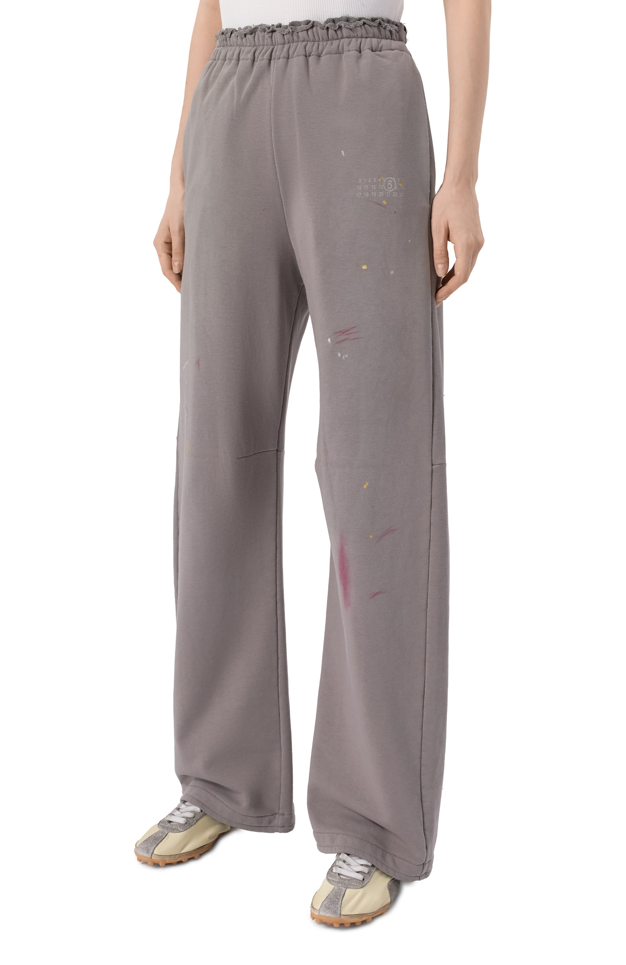 Хлопковые брюки MM6 серого цвета по цене 69950 руб., арт. S62KB0239/M25013, фото 3 Хлопковые брюки MM6, арт. S62KB0239/M25013, фото 3