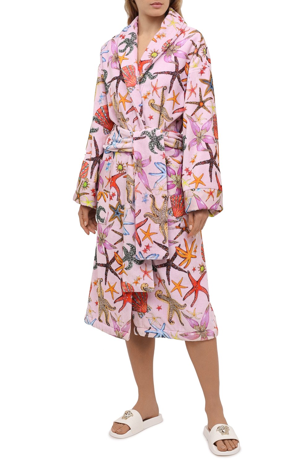 Хлопковый халат VERSACE розового цвета по цене 77300 руб., арт. ZACJ00060/ZC0SP130, фото 2 Хлопковый халат VERSACE, арт. ZACJ00060/ZC0SP130, фото 2