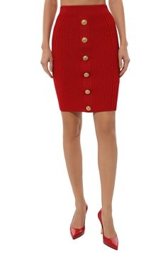 Женская юбка из вискозы BALMAIN красного цвета, арт. BF1LC200/KE18 | Фото 3 (Материал внешний: Вискоза; Материал сплава: Проставлено; Драгоценные камни: Проставлено; Длина Ж (юбки, платья, шорты): До колена; Стили: Романтичный; Кросс-КТ: костюм, Трикотаж)