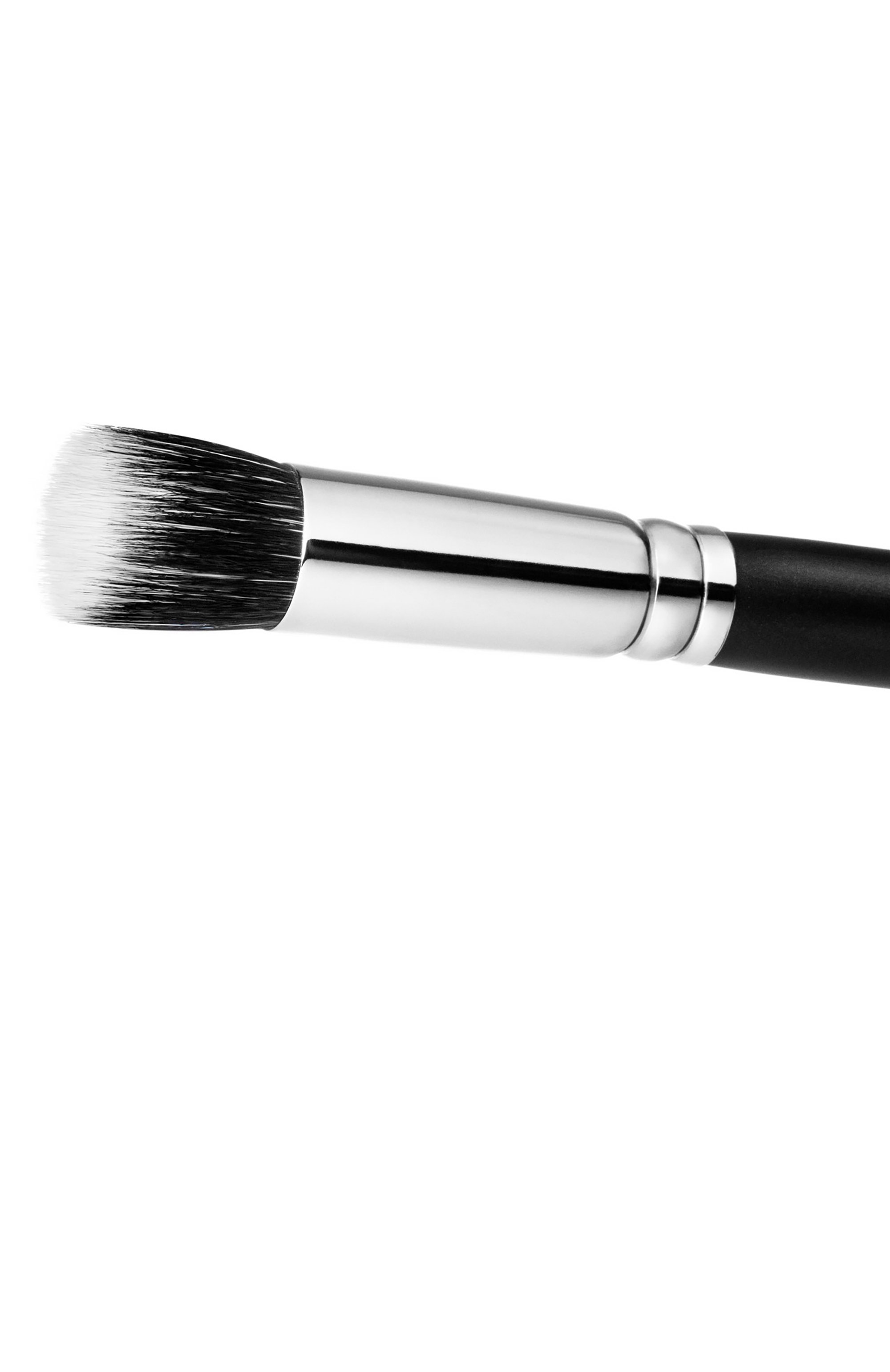Кисть косметическая short duo fibre brush №130 MAC, арт. S7H0-01, фото 2