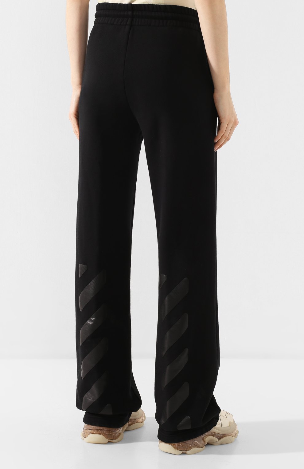 Хлопковые брюки OFF-WHITE черного цвета по цене 56650 руб., арт. 0WCH005R20F301291010, фото 4 Хлопковые брюки OFF-WHITE, арт. 0WCH005R20F301291010, фото 4