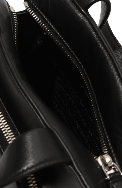 Сумка-тоут triangle PRADA черного цвета по цене 180000 руб., арт. 1BG418-2DX8-F0002-MTO, фото 5 Сумка-тоут triangle PRADA, арт. 1BG418-2DX8-F0002-MTO, фото 5