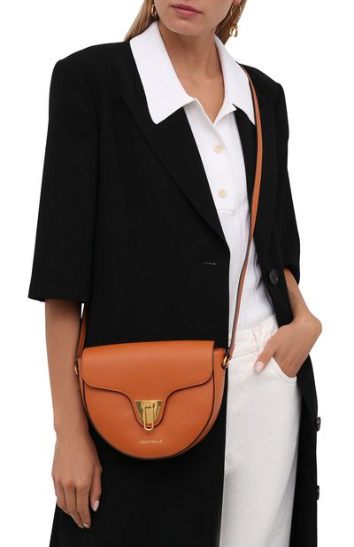 Сумка beat soft COCCINELLE оранжевого цвета по цене 28100 руб., арт. E1 IF6 15 03 01, фото 2 Сумка beat soft COCCINELLE, арт. E1 IF6 15 03 01, фото 2