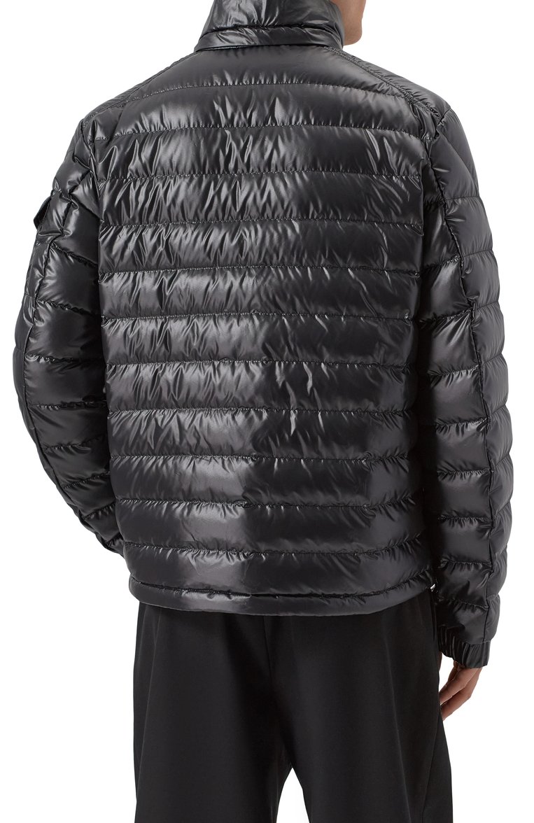 Мужская пуховая куртка lauros MONCLER черного цвета, арт. 1A00020/595ZJ | Фото 8 (Материал подклада: Синтетический материал; Длина (верхняя одежда): Короткие; Материал внешний: Синтетический материал; Материал утеплителя: Пух и перо; Рукава: Длинные; Мужское Кросс-КТ: Куртка-пуховая; Кросс-КТ: Куртка, Утепленные; Стили: Кэжуэл)