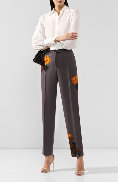 Шерстяные брюки DRIES VAN NOTEN серого цвета по цене 106000 руб., арт. 192-10933-8428, фото 2 Шерстяные брюки DRIES VAN NOTEN, арт. 192-10933-8428, фото 2