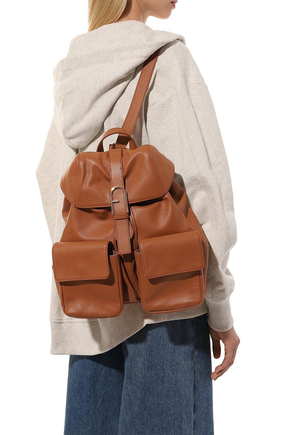 Рюкзак flow FURLA коричневого цвета по цене 59500 руб., арт. WB01085/BX2045, фото 2 Рюкзак flow FURLA, арт. WB01085/BX2045, фото 2