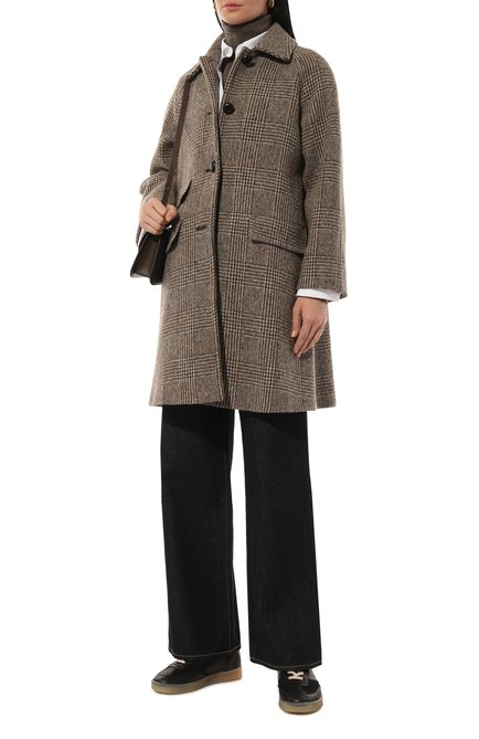 Женское шерстяное пальто WEEKEND MAX MARA светло-коричневого цвета, арт. PIT0NE | Фото 2 (Материал подклада: Синтетический материал, Вискоза; Драгоценные камни: Проставлено; Длина (верхняя одежда): До середины бедра; Рукава: Длинные; Материал сплава: Проставлено; Материал внешний: Шерсть)