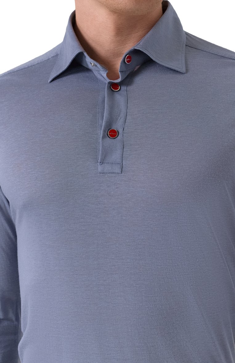 Мужское поло KITON серого цвета, арт. UMCP0SH0924204 | Фото 5 (Рукава: Длинные; Длина (для топов): Стандартные; Автоматизация состава: Проставлено; Материал внешний: Хлопок; Автоматизация ТО: Проставлено; Стили: Кэжуэл; Принт: Без принта; Застежка: Пуговицы; Детали: Без декора; Кросс-КТ: Джерси)
