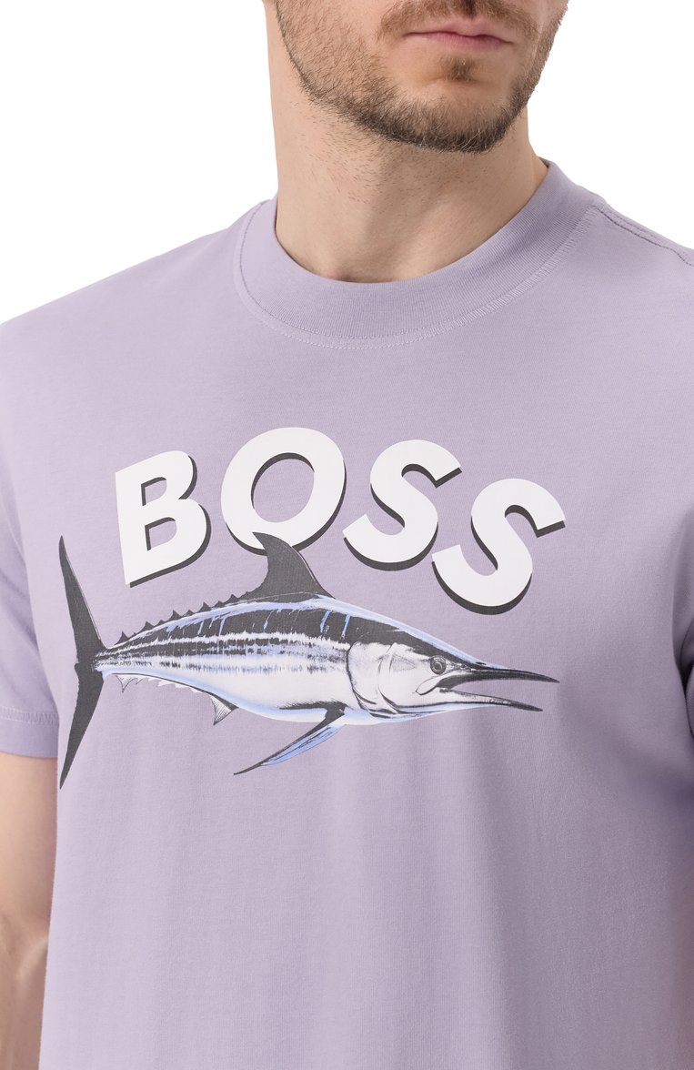 Мужская хлопковая футболка BOSS ORANGE фиолетового цвета, арт. 50539196 | Фото 5 (Длина (для топов): Стандартные; Рукава: Короткие; Материал внешний: Хлопок; Мужское Кросс-КТ: Футболка-одежда; Стили: Кэжуэл; Принт: С принтом; Автоматизация ТО: Проставлено; Автоматизация состава: Проставлено; Детали: Без декора)