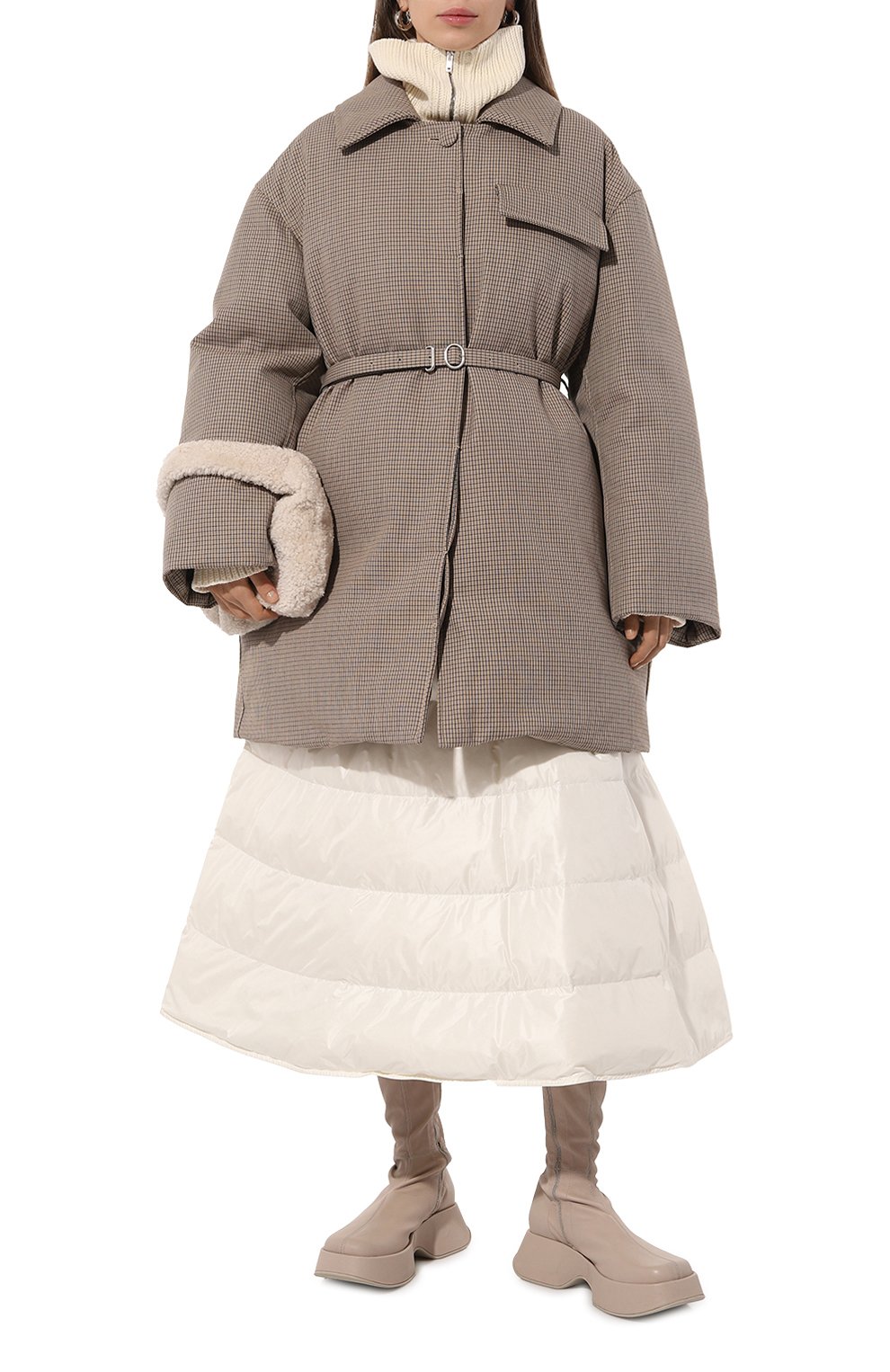 Утепленная юбка MONCLER кремового цвета по цене 110500 руб., арт. 2D000-30-595ZZ, фото 2 Утепленная юбка MONCLER, арт. 2D000-30-595ZZ, фото 2
